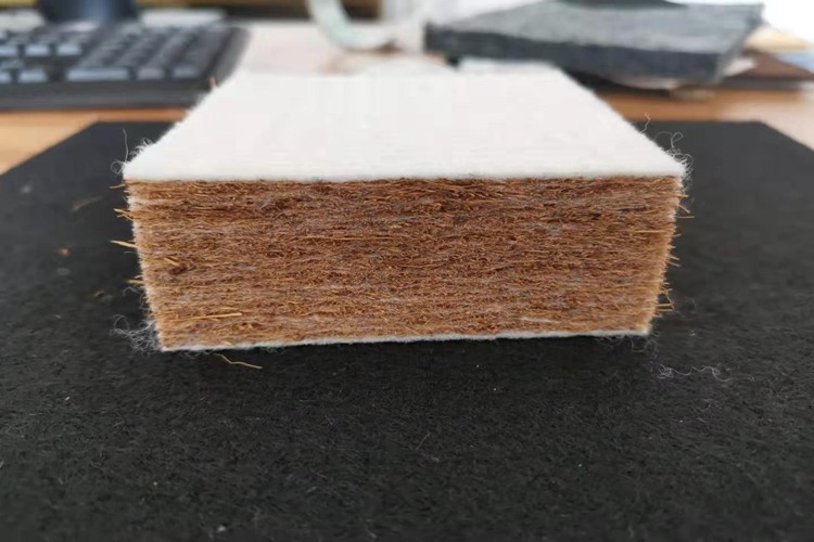 Materasso della fibra di noce di cocco che fa la linea di produzione del Nonwoven di 4500mm