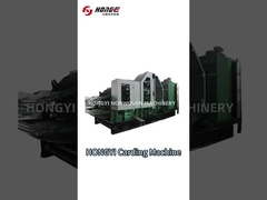 Qual è il processo di produzione della fibra di poliestere attraverso la macchina di cardatura?