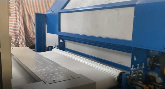 Nuovo tipo HYSL-150 Macchina di cardatura ad alta velocità Larghezza di lavoro 1500 mm