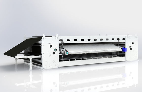 macchina della smerigliatrice dell'incrocio del poliestere di progettazione di 90m/Min New per ovatta con i servomotori